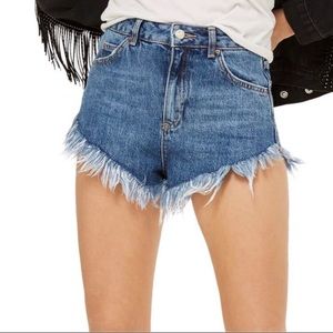 Topshop - Moto Fray Hem Kiri Shorts